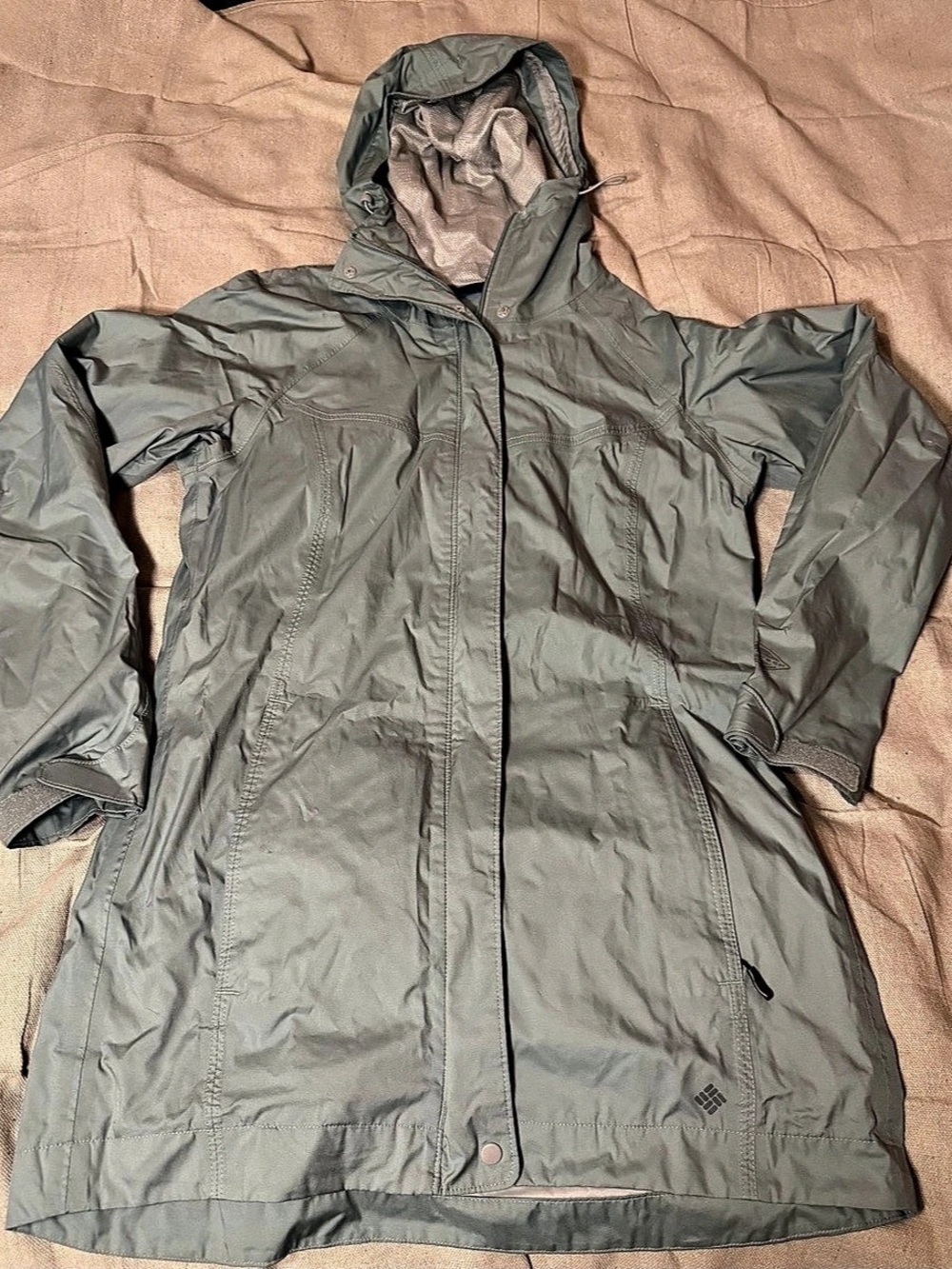 Columbia Omni-Tech Hooded Jacket Size Small Like New